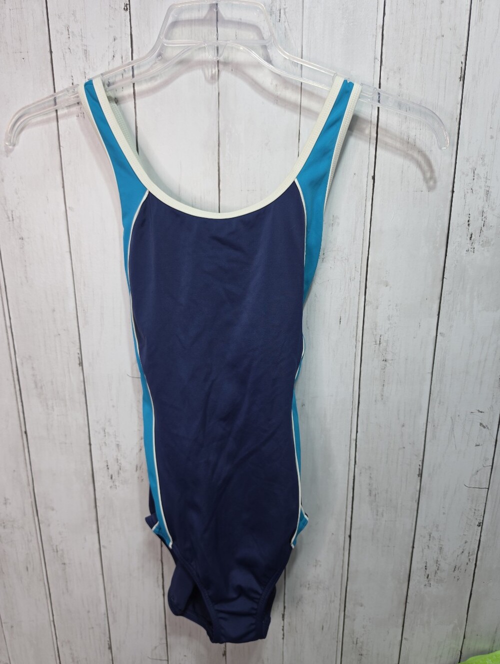 Lands End Women's Two Tone Blue One Piece Swimsuit Criss Cross Back Size 6.
